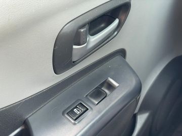 Nissan Pixo